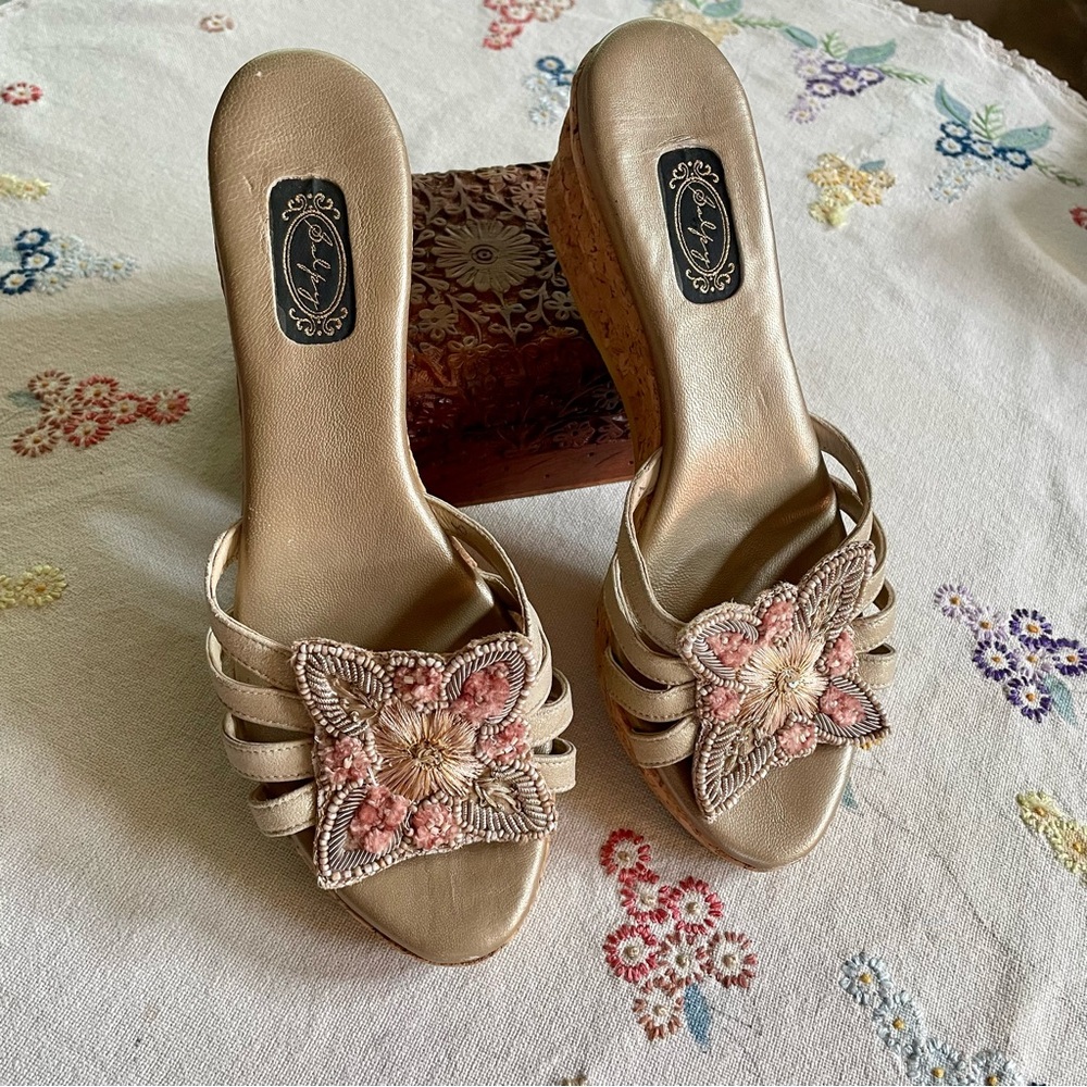 Salpy Handmade Leather w/ Cork Wedge Sandal. Beaded Detailing. Size 9 - Picture 9 of 15